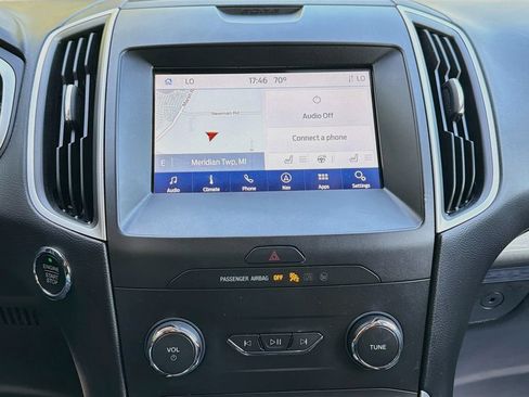 Used 2020 Ford Edge SEL w/ Convenience Package AWD/4WD image 17