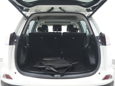 Used 2018 Toyota RAV4 Limited w/ All Weather Liner Package AWD/4WD image 17