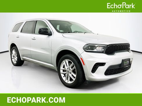 Used 2023 Dodge Durango GT image 1