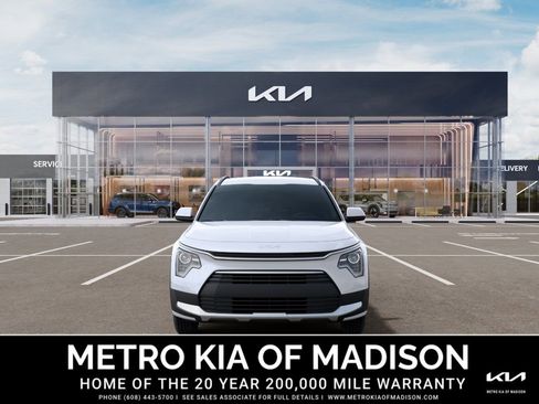 New 2026 Kia Niro LX FWD image 2