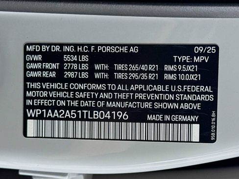 New 2026 Porsche Macan image 34