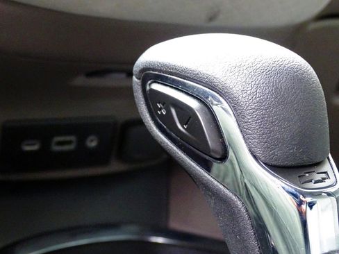 Used 2024 Chevrolet Malibu LT FWD image 37
