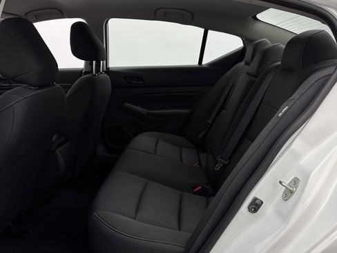 Used 2024 Nissan Altima 2.5 S image 22