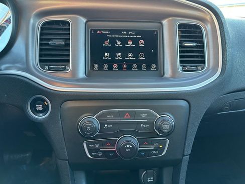 Used 2022 Dodge Charger SXT w/ Leather Interior Group image 27