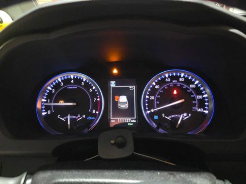 Used 2019 Toyota Highlander SE image 10