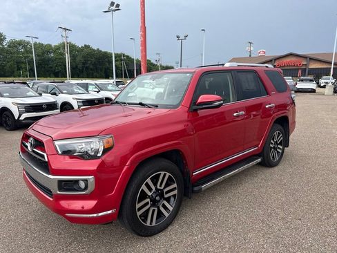 Used 2019 Toyota 4Runner Limited AWD/4WD image 4