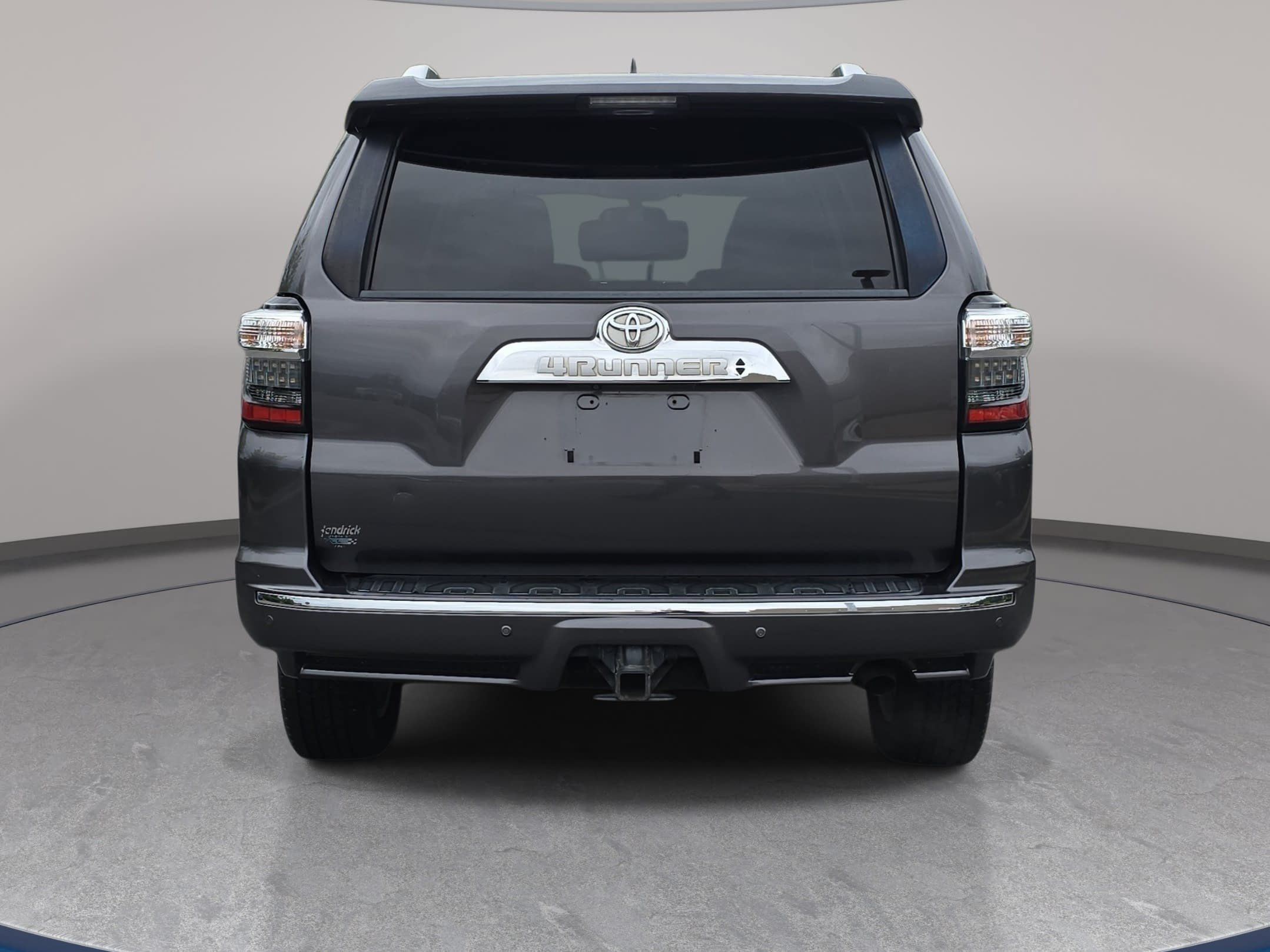 Used 2016 Toyota 4Runner Limited AWD/4WD image 6