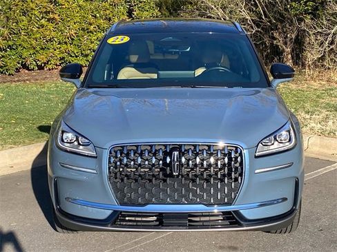 Certified 2023 Lincoln Corsair Reserve w/ Equipment Group 201A image 2