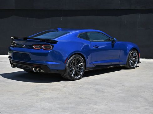 Used 2023 Chevrolet Camaro ZL1 RWD image 9