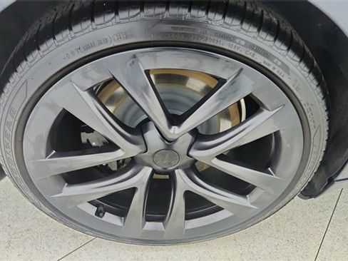 Used 2023 Tesla Model S Standard Range image 57