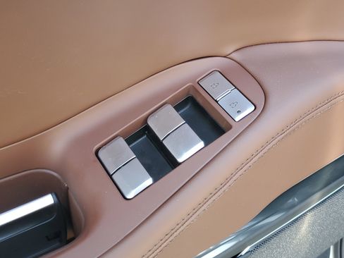 New 2026 Lincoln Navigator Reserve image 10