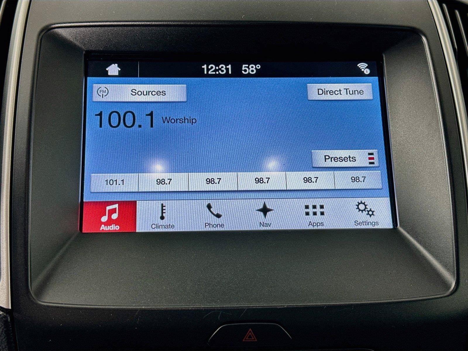 Used 2018 Ford Edge SEL w/ Equipment Group 201A AWD/4WD image 7