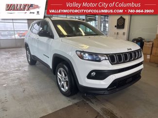Used 2023 Jeep Compass Latitude w/ Convenience Group video 1