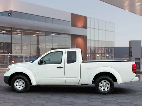 Used 2017 Nissan Frontier S RWD image 3