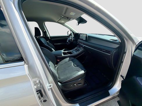 Used 2025 Hyundai Palisade SEL image 30