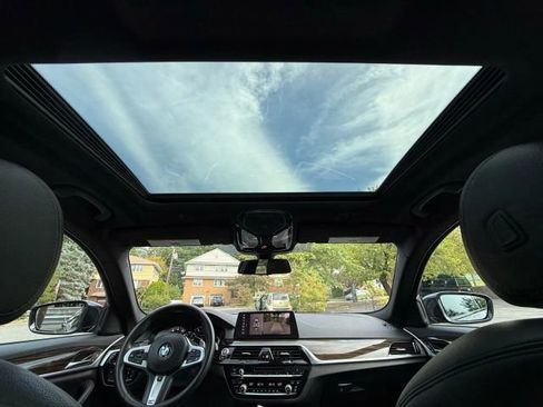 Used 2019 BMW 540i xDrive 540i xDrive w/ M Sport Package image 26