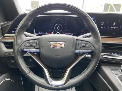 Used 2023 Cadillac Escalade Sport Platinum w/ LPO, ONYX Package image 19