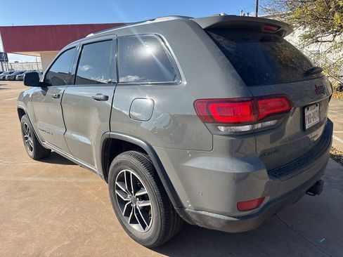 Used 2019 Jeep Grand Cherokee Trailhawk image 7