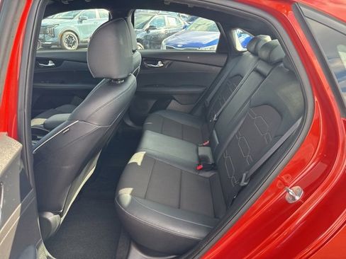 Used 2023 Kia Forte GT-Line image 37