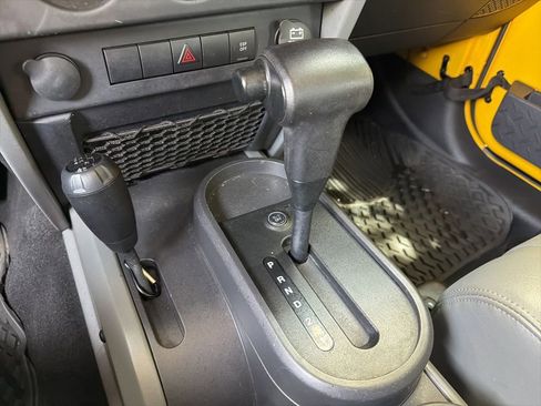 Used 2009 Jeep Wrangler X AWD/4WD image 32
