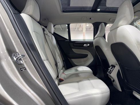 Used 2020 Volvo XC40 T4 Inscription image 58