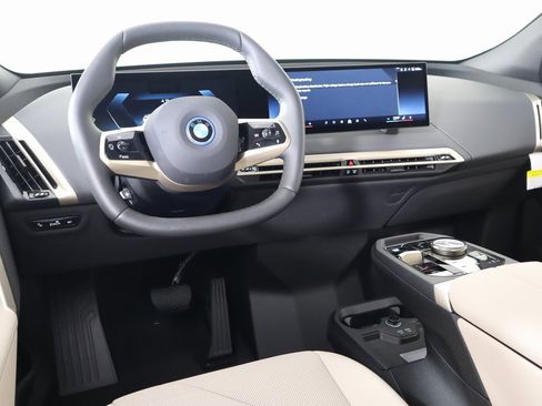 New 2025 BMW iX xDrive50 w/ Premium Package image 2