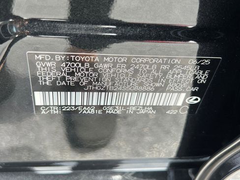 Certified 2025 Lexus IS 350 F Sport RWD image 34