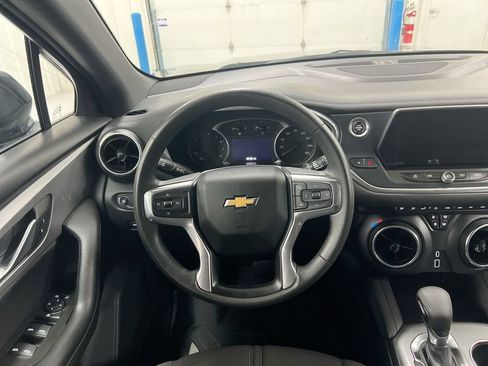 Used 2021 Chevrolet Blazer LT FWD image 11