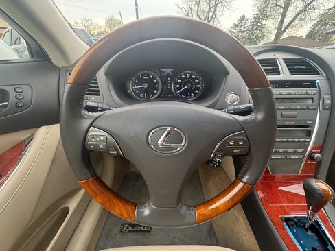 Used 2010 Lexus ES 350 image 27