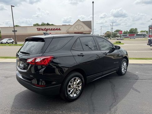 Used 2020 Chevrolet Equinox LS AWD/4WD image 5