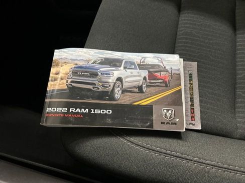 Used 2022 RAM 1500 Big Horn AWD/4WD image 34