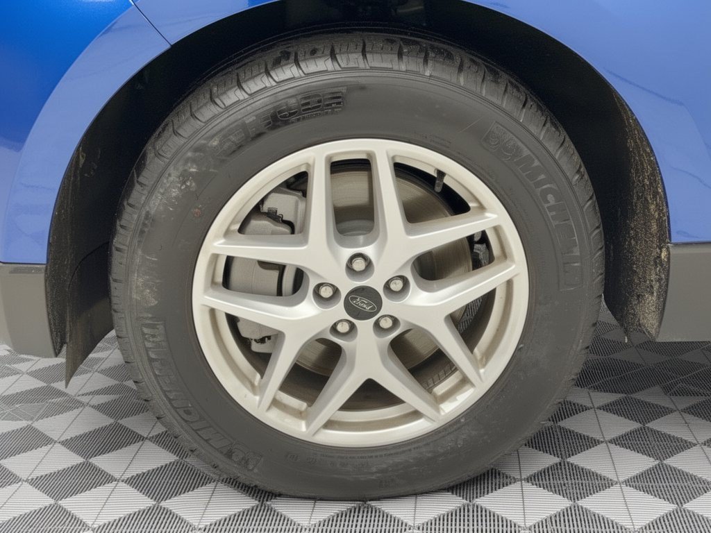 Certified 2024 Ford Edge SEL w/ Convenience Package AWD/4WD image 13