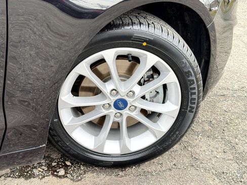 Used 2019 Ford Fusion Energi Titanium image 95