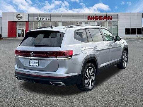 Used 2025 Volkswagen Atlas SE FWD image 7