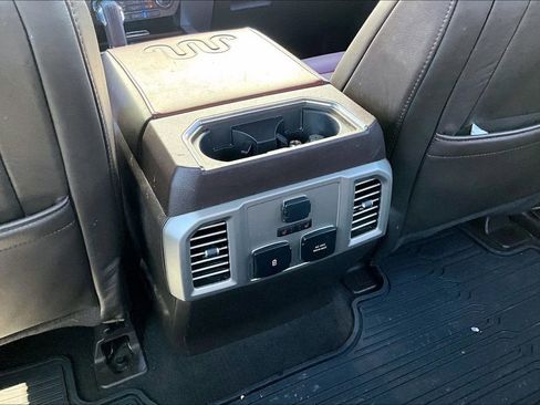 Used 2019 Ford F150 King Ranch w/ Equipment Group 601A Luxury AWD/4WD image 28