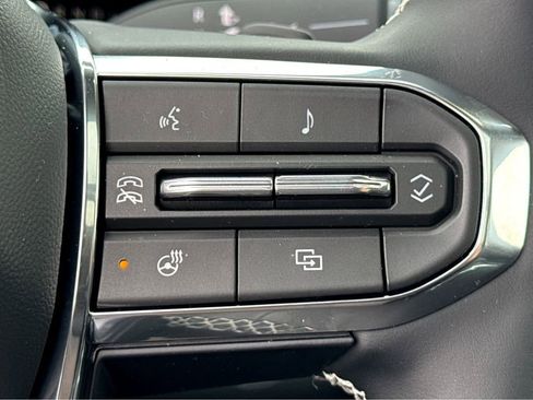 New 2026 GMC Acadia Denali w/ Super Cruise Package AWD/4WD image 18