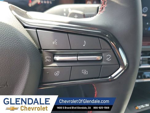 New 2026 Chevrolet Traverse RS w/ LPO, Floor Liner Package FWD image 32