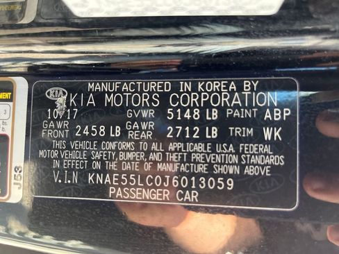 Used 2018 Kia Stinger GT2 AWD/4WD image 33
