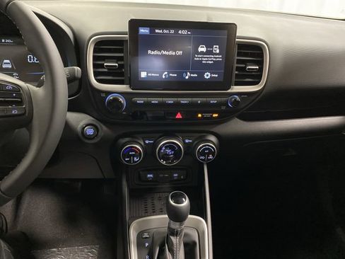 New 2026 Hyundai Venue SEL image 9