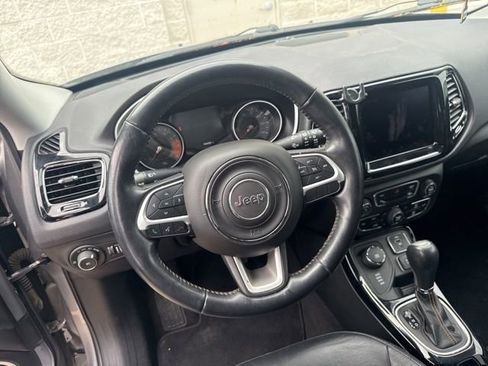 Used 2018 Jeep Compass Limited w/ Safety & Security Group AWD/4WD image 10