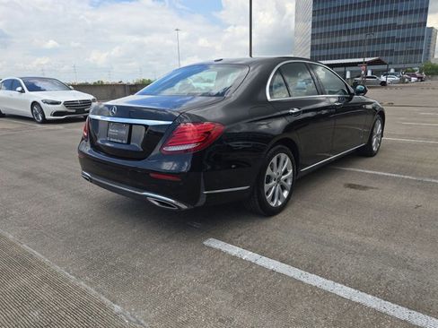 Used 2018 Mercedes-Benz E 300 image 5