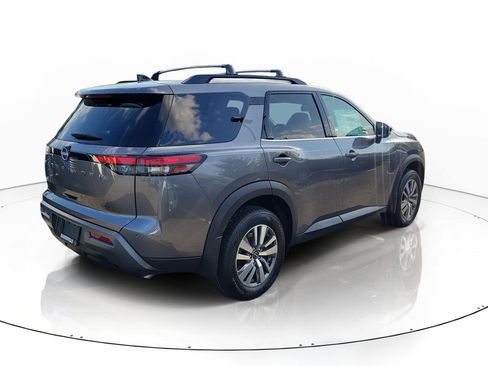 New 2026 Nissan Pathfinder SL FWD image 2