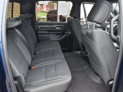 Used 2019 RAM 1500 Big Horn AWD/4WD image 30