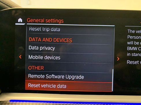 Used 2022 BMW X5 xDrive40i w/ M Sport Package image 31