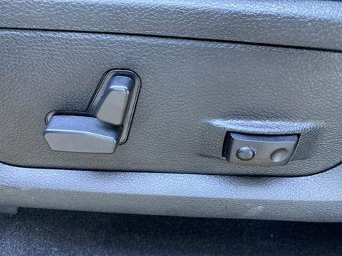 Used 2023 RAM 1500 Classic Warlock image 9