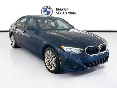 Certified 2023 BMW 330i Sedan w/ Convenience Package RWD image 1