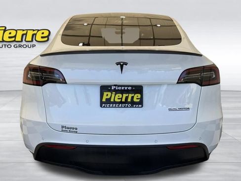 Used 2022 Tesla Model Y Performance AWD/4WD image 3
