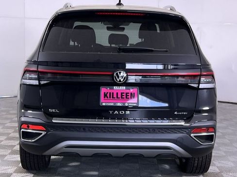 New 2025 Volkswagen Taos SEL image 6