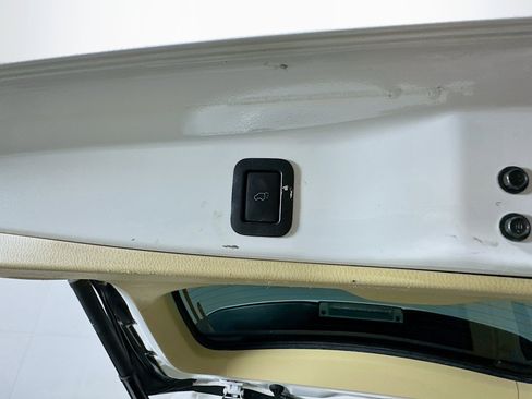 Used 2019 Toyota Highlander XLE image 31