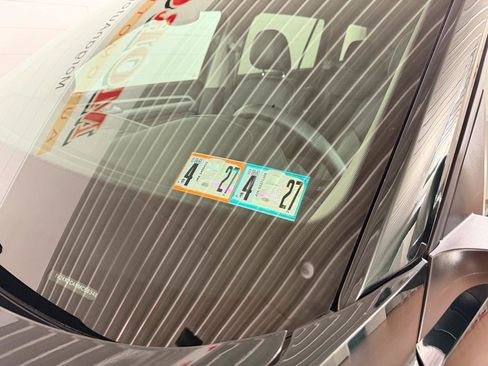 Used 2021 Volkswagen Atlas SE w/ Panoramic Sunroof Package AWD/4WD image 9